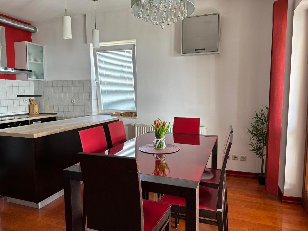 Apartmani Roko Biograd Na Moru Eksteriør billede