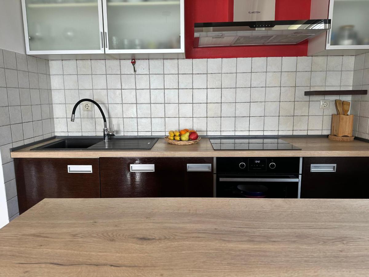 Apartmani Roko Biograd Na Moru Eksteriør billede